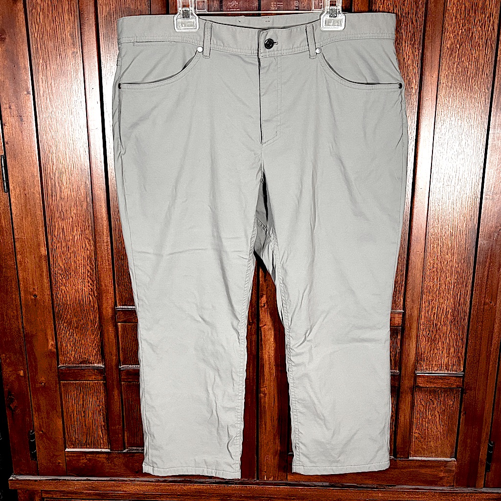 L.L. Bean Men’s Nylon Performance Stretch Fleece Lined Gray Pants Sz. 40wx29l